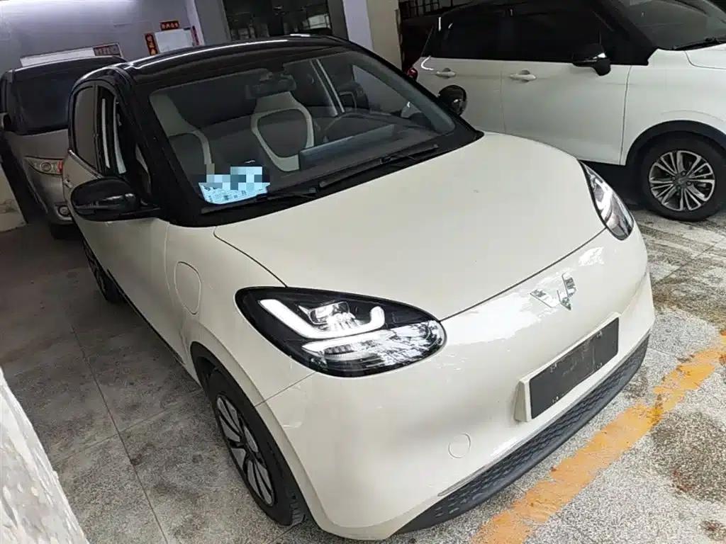 Wuling Bingo 2024 Model, 333km Range, Lingxi Connected Edition — миниатюра 4