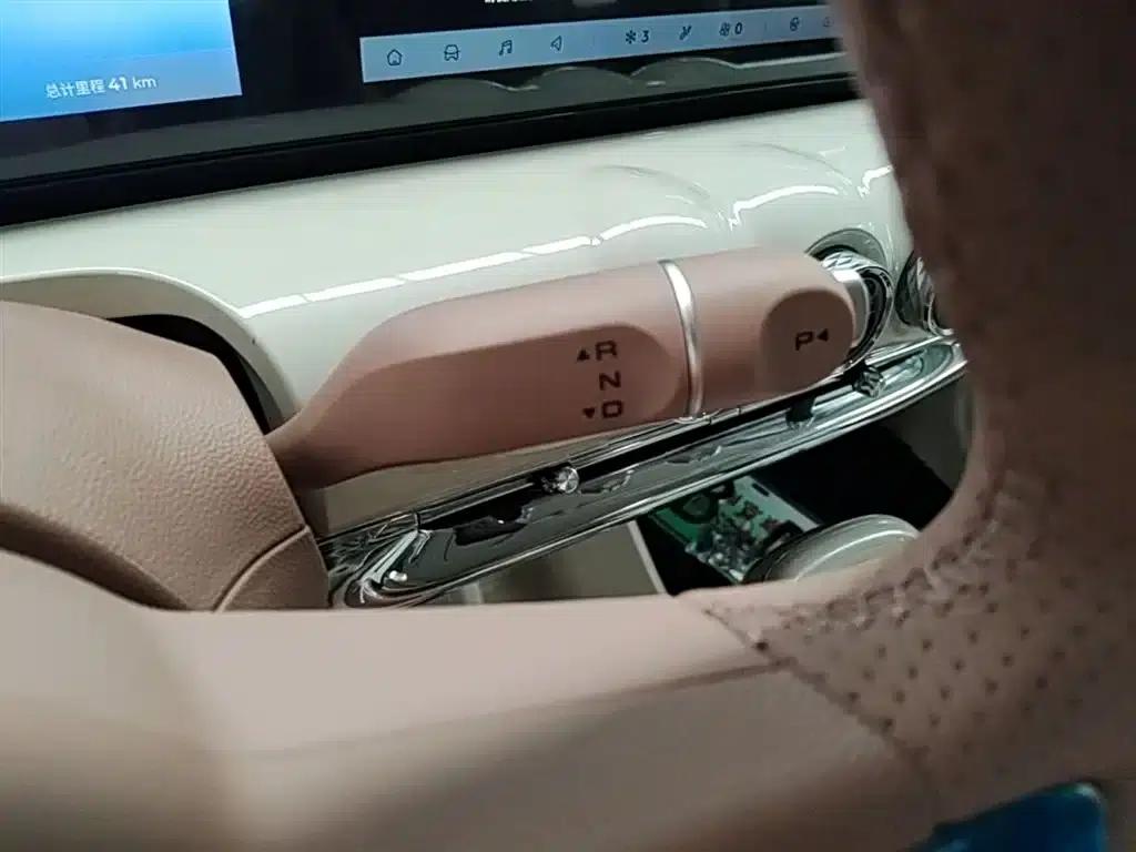 Wuling Bingo 2025 Model, 333km Range, Lingxi Premium Edition — миниатюра 14