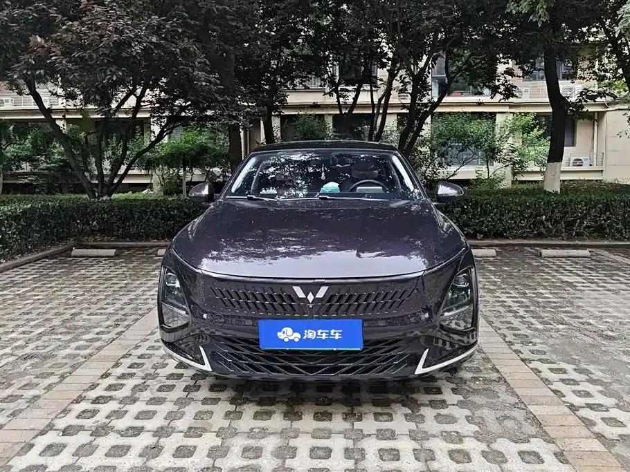 Wuling Xingguang 2023 Model 70 Standard Edition — миниатюра 2