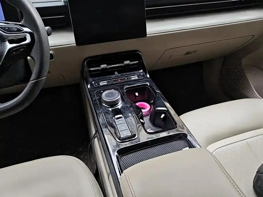 Wuling Xingguang 2023 Model 70 Standard Edition — миниатюра 16