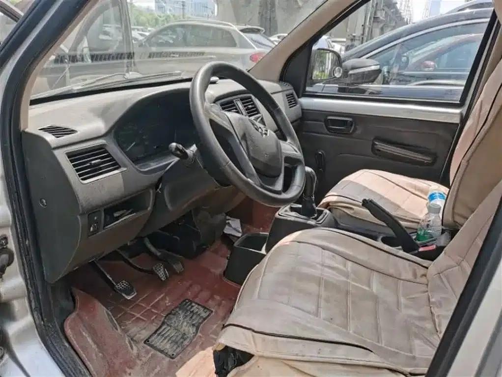 Wuling Rongguang 2014 1.2L S Basic Model — миниатюра 3