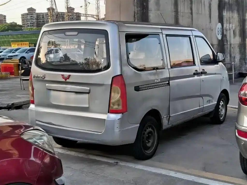 Wuling Rongguang 2014 1.2L S Basic Model — миниатюра 7