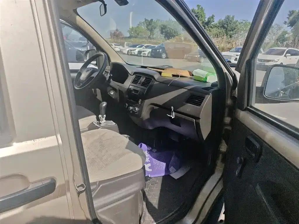 Wuling Rongguang 2014 1.2L S Basic Model — миниатюра 20