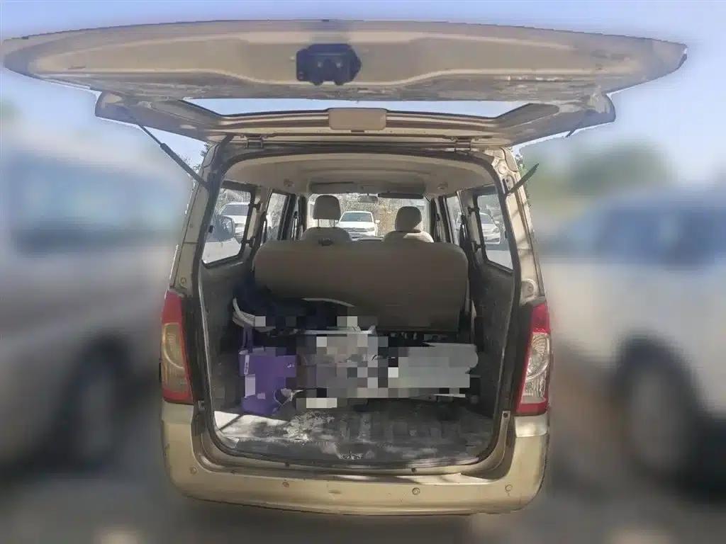 Wuling Rongguang 2014 1.2L S Basic Model — миниатюра 10