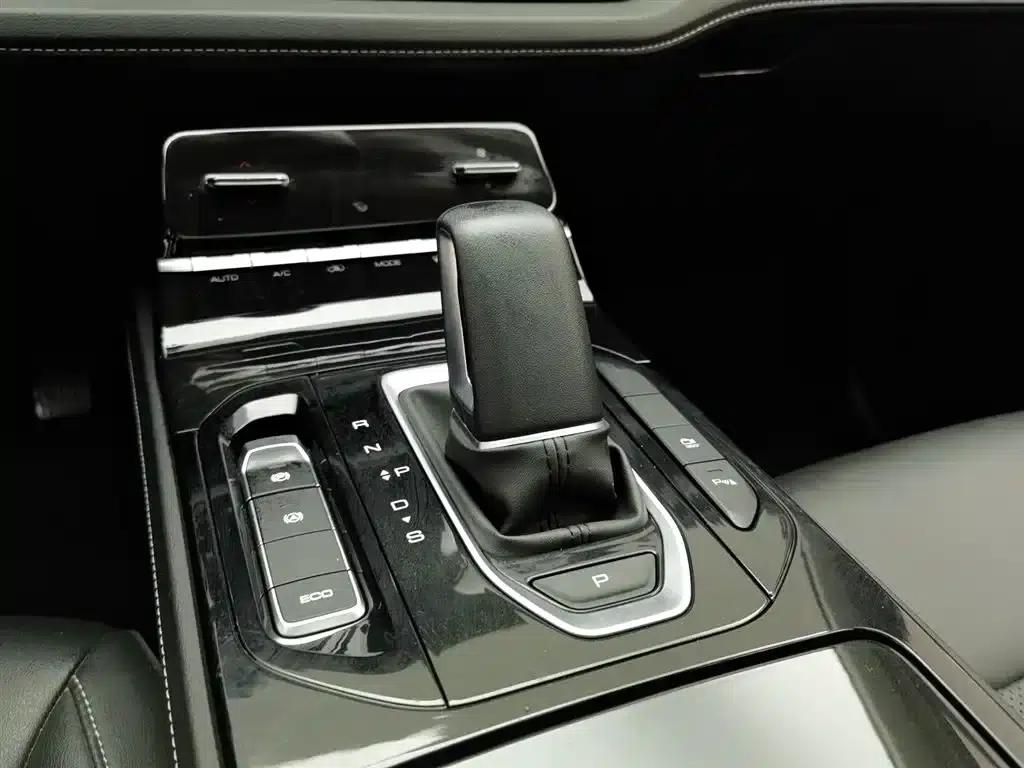 Wuling Capgemini 2020 1.5T CVT Flagship Edition — миниатюра 13