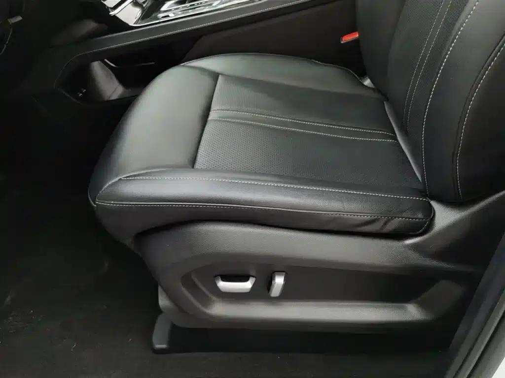 Wuling Capgemini 2020 1.5T CVT Flagship Edition — миниатюра 20