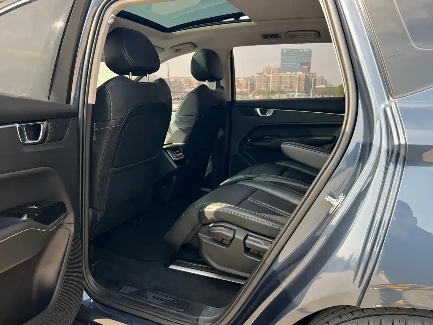 Wuling Capgemini 2022 1.5T CVT Flagship Edition — миниатюра 7