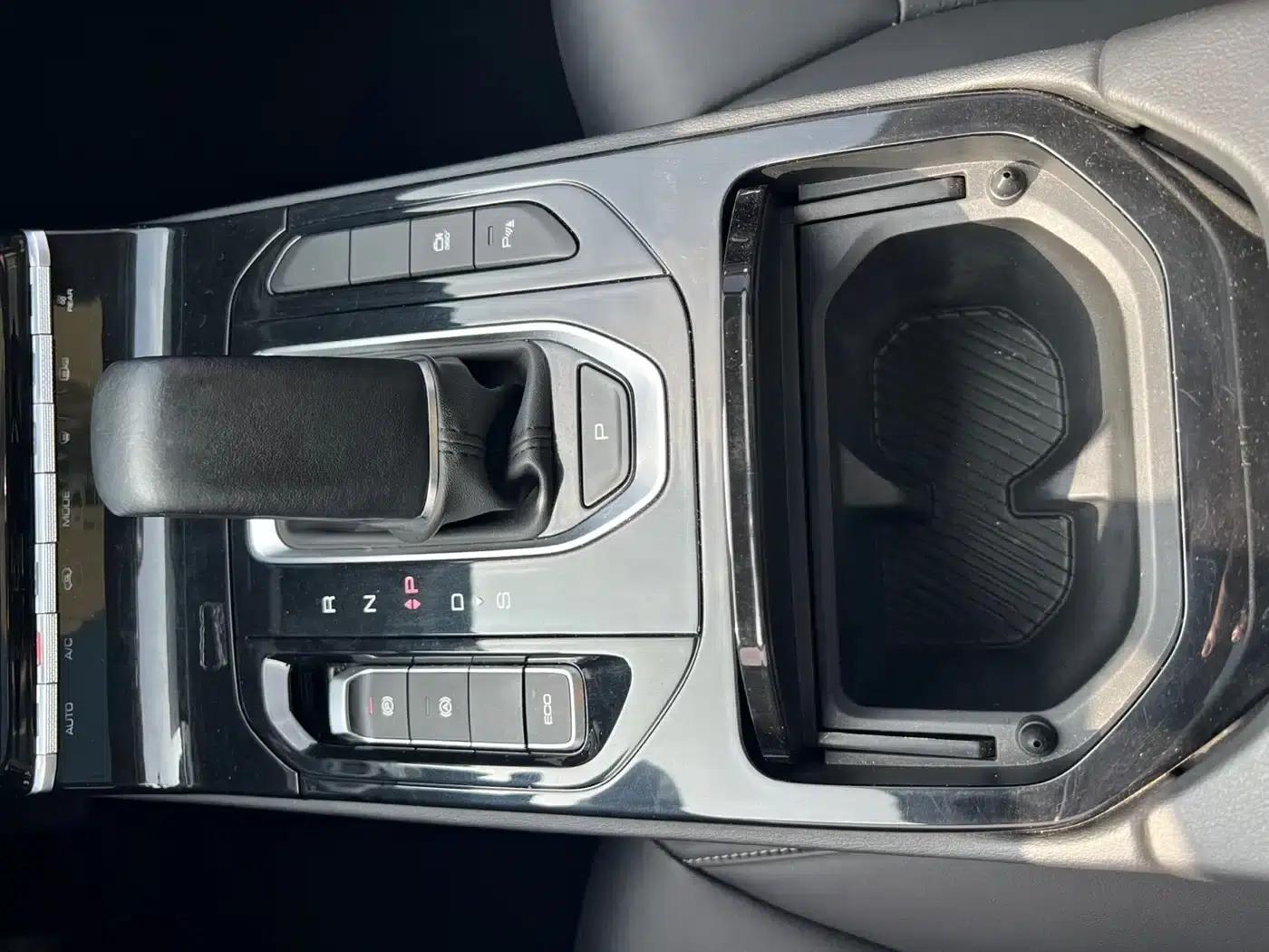Wuling Capgemini 2022 1.5T CVT Flagship Edition — миниатюра 8