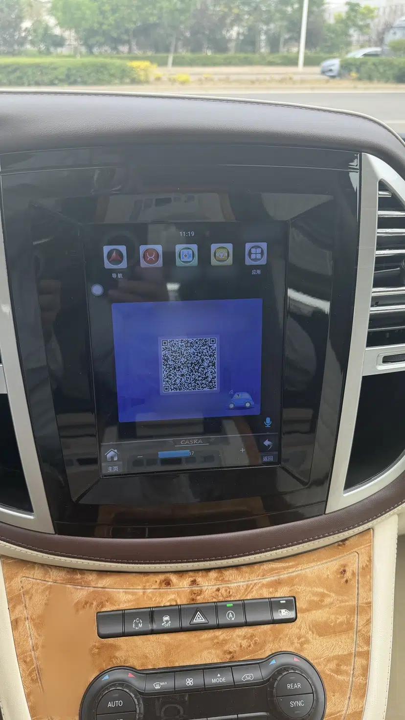 Mercedes-Benz Vito 2018 2.0T Elite Version 7 Seats China VI Emission Standard — миниатюра 21