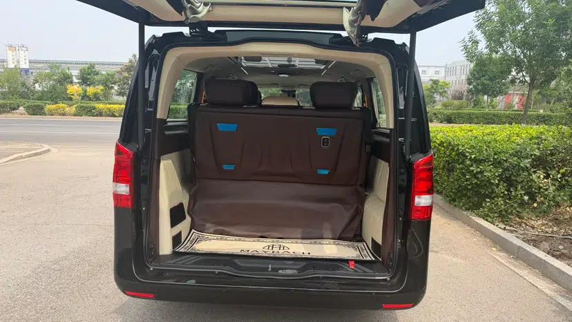 Mercedes-Benz Vito 2018 2.0T Elite Version 7 Seats China VI Emission Standard — миниатюра 26
