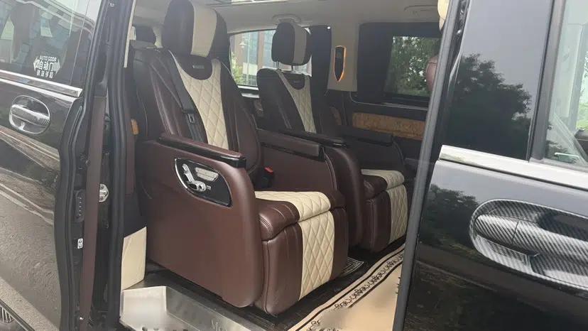 Mercedes-Benz Vito 2018 2.0T Elite Version 7 Seats China VI Emission Standard — миниатюра 28