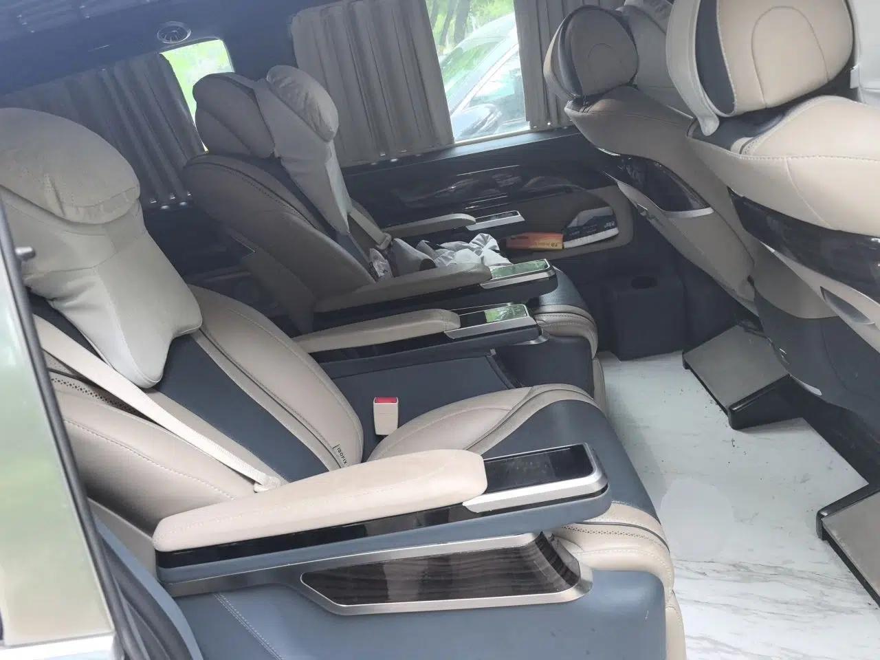 Mercedes-Benz Vito 2021 2.0T Elite Version 7 Seats — миниатюра 18