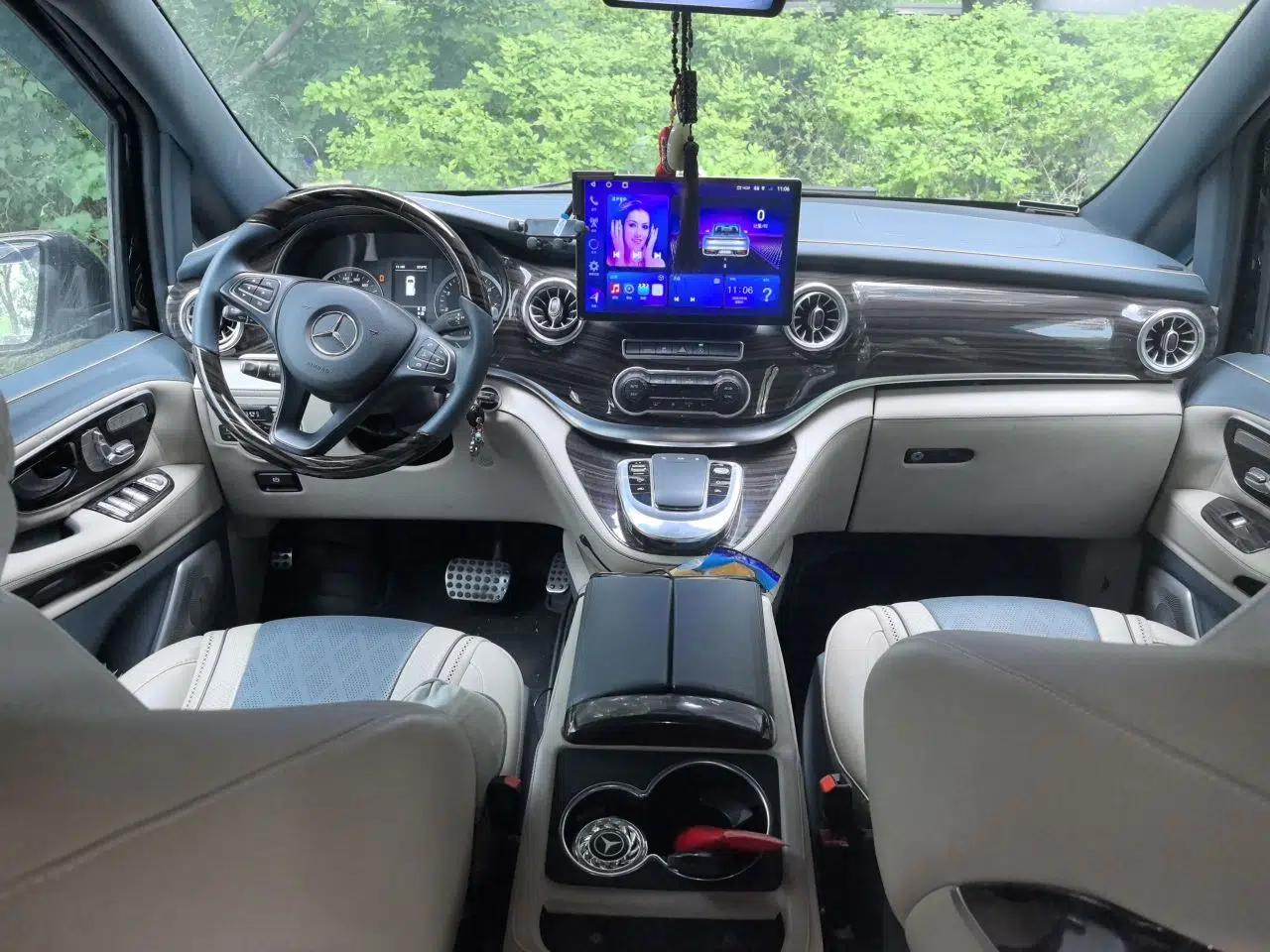 Mercedes-Benz Vito 2021 2.0T Elite Version 7 Seats — миниатюра 10