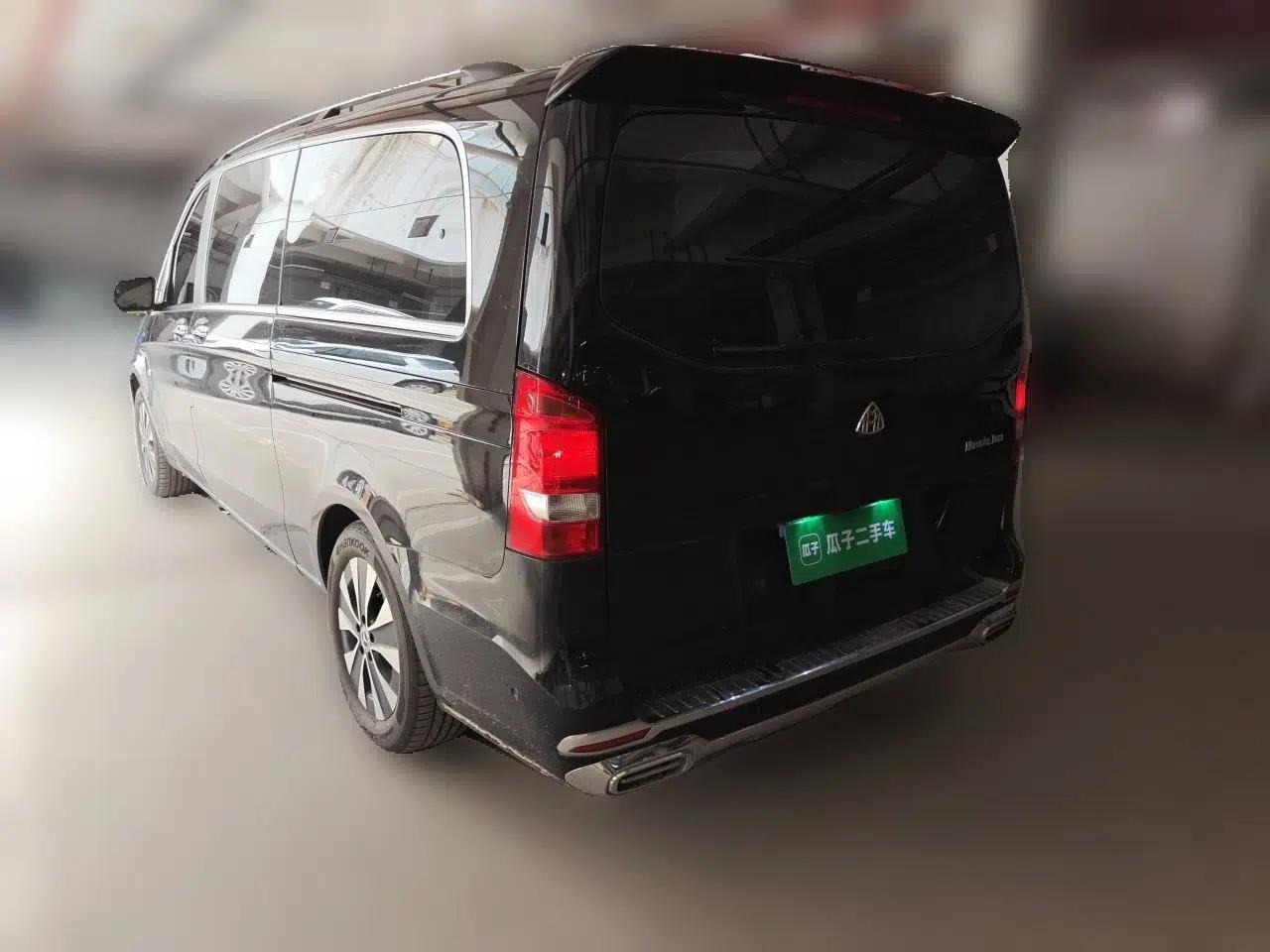 Mercedes-Benz Vito 2023 2.0T Business Version 7 Seats — миниатюра 4