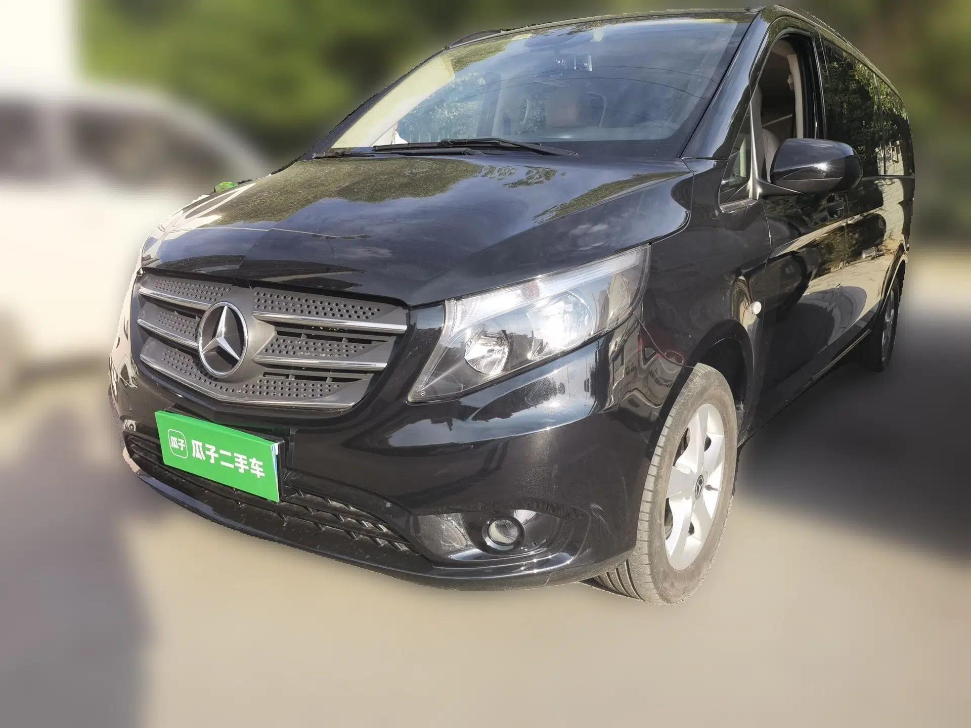 Mercedes-Benz Vito 2018 2.0T Elite Version 7 Seats China VI Emission Standard — миниатюра 1