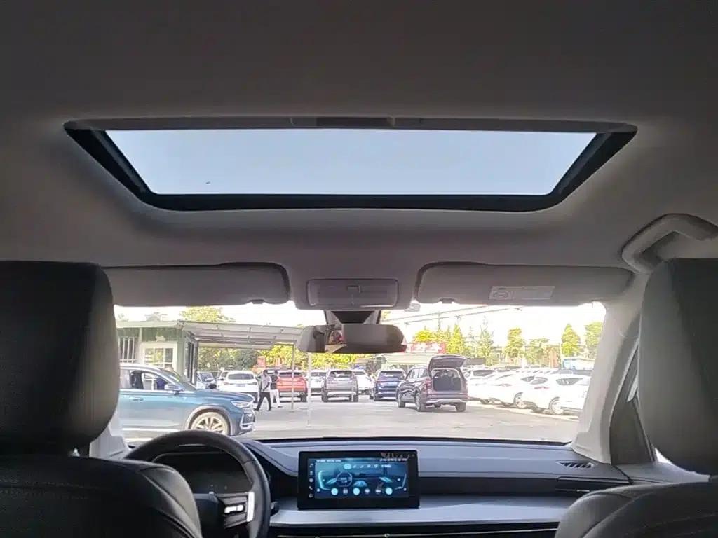 Wuling Xingchen 2021 1.5T CVT Star Edition — миниатюра 18