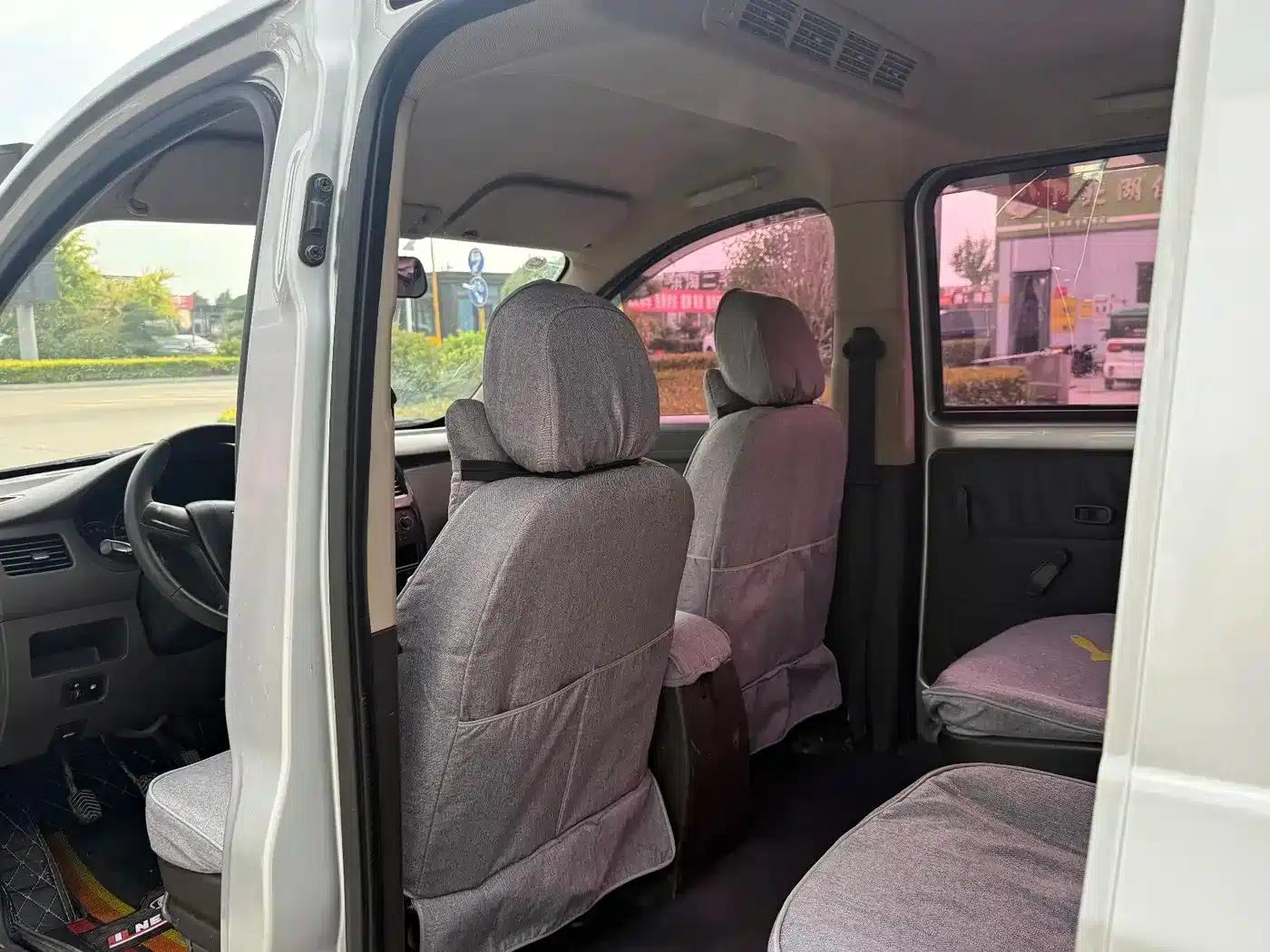 Wuling Rongguang V 2016 1.5L Standard Edition — миниатюра 5