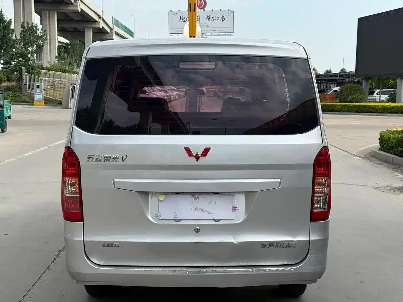 Wuling Rongguang V 2016 1.5L Standard Edition — миниатюра 8