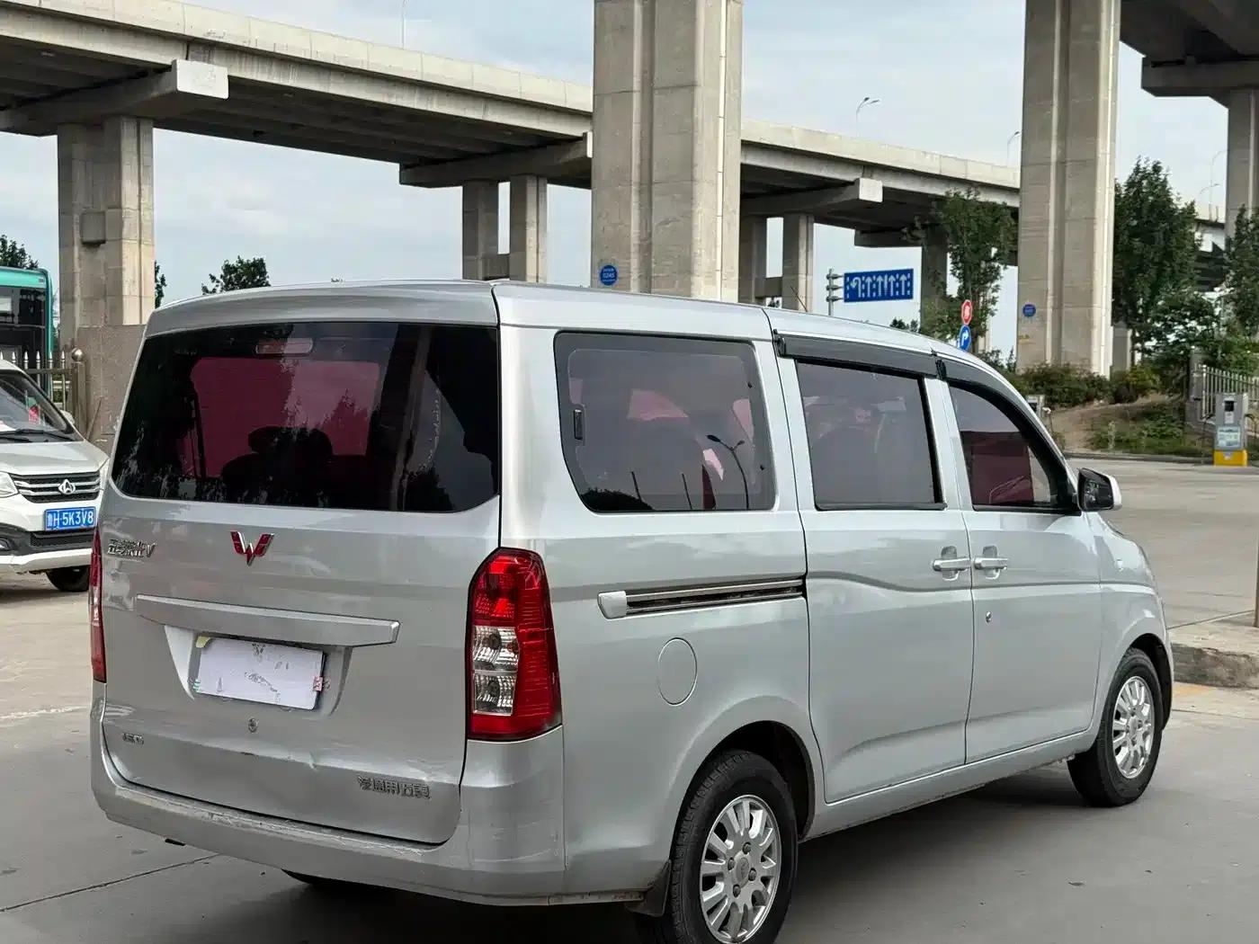 Wuling Rongguang V 2016 1.5L Standard Edition — миниатюра 9