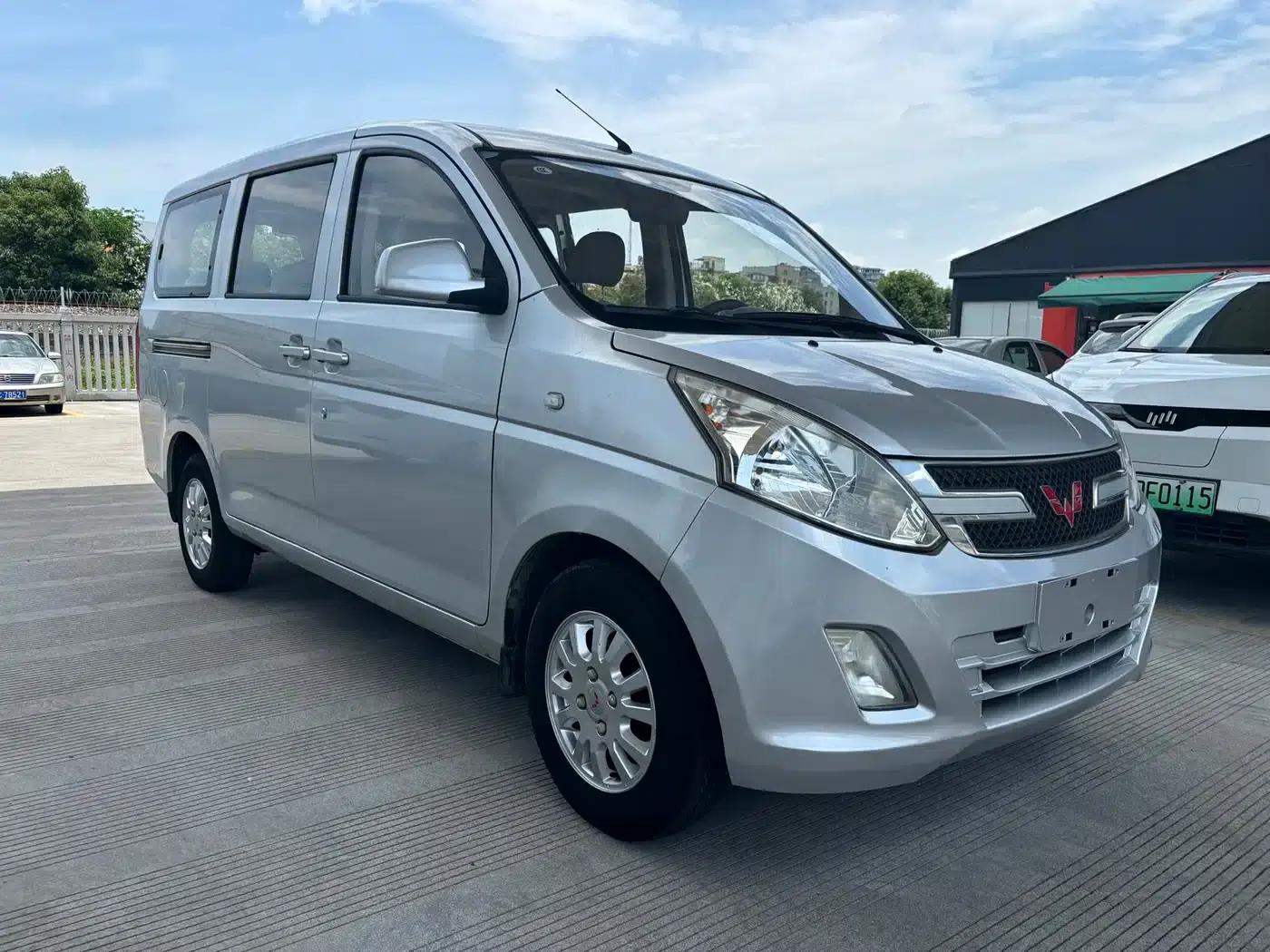Wuling Rongguang V 2016 1.2L Standard Edition — миниатюра 3