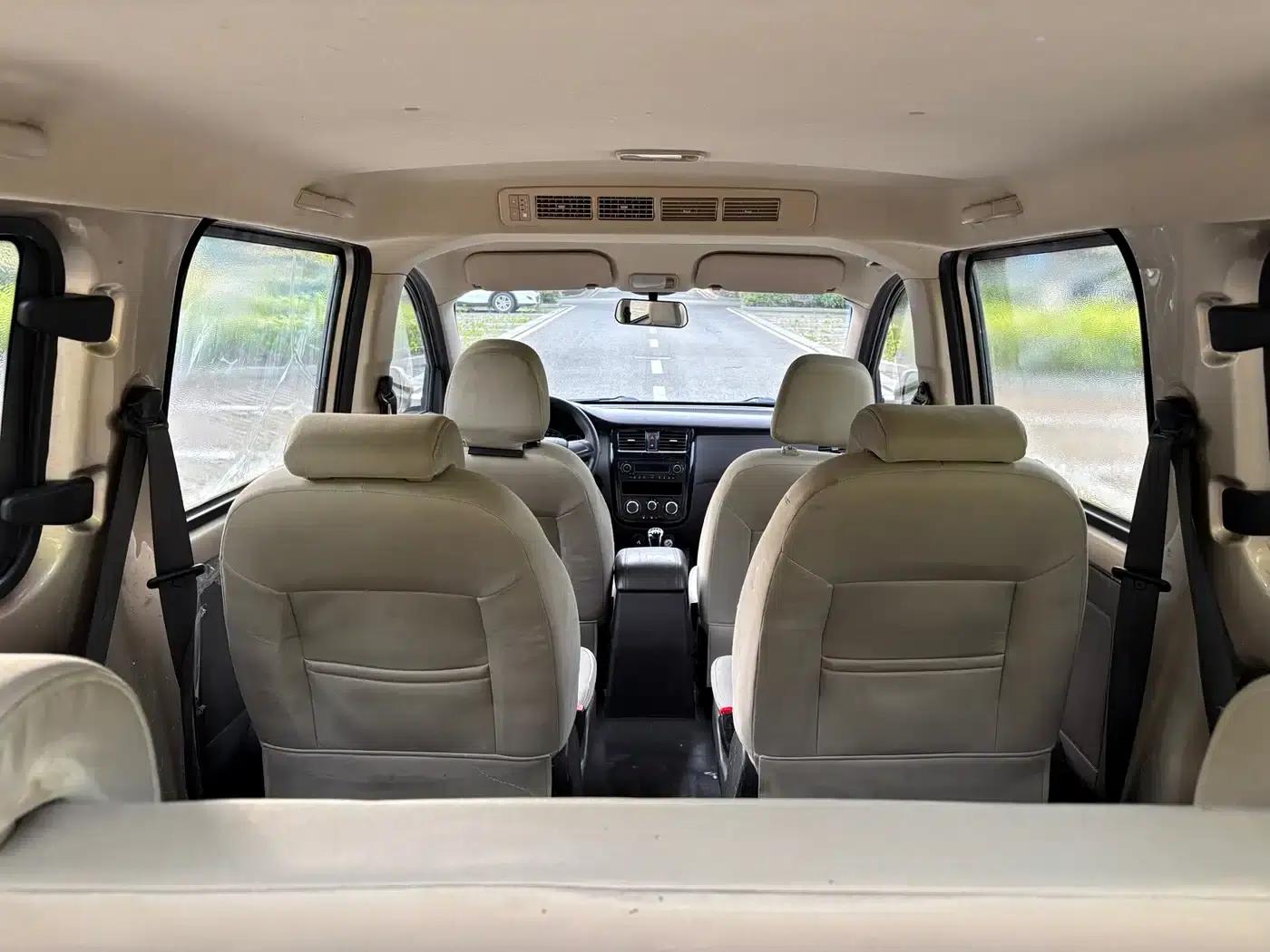 Wuling Rongguang V 2016 1.5L Standard Edition — миниатюра 10