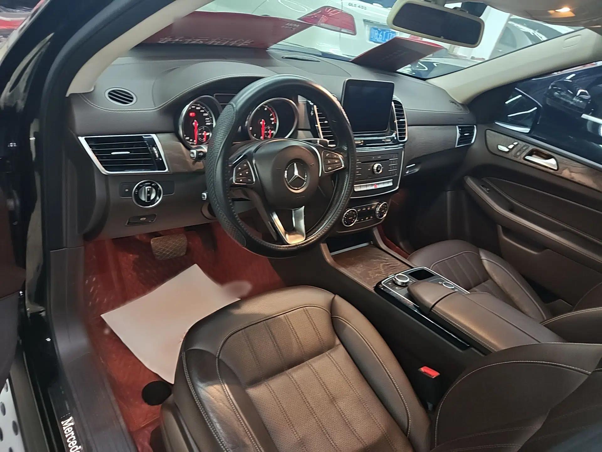 Mercedes-Benz GLE 2017 GLE 320 4MATIC Dynamic Model — миниатюра 16