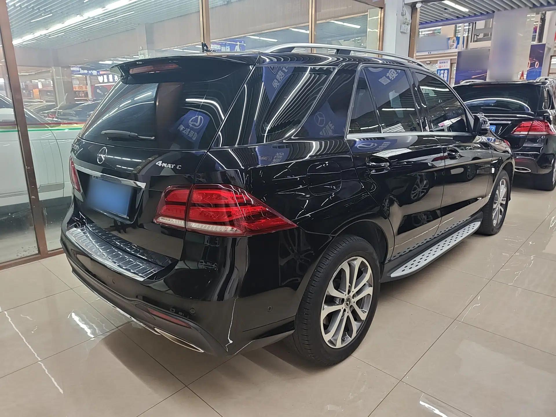 Mercedes-Benz GLE 2017 GLE 320 4MATIC Dynamic Model — миниатюра 4