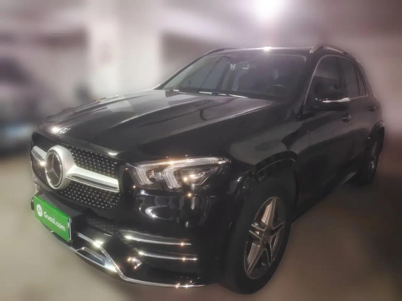 Mercedes-Benz GLE 2020 GLE 450 4MATIC Stylish Model — миниатюра 1