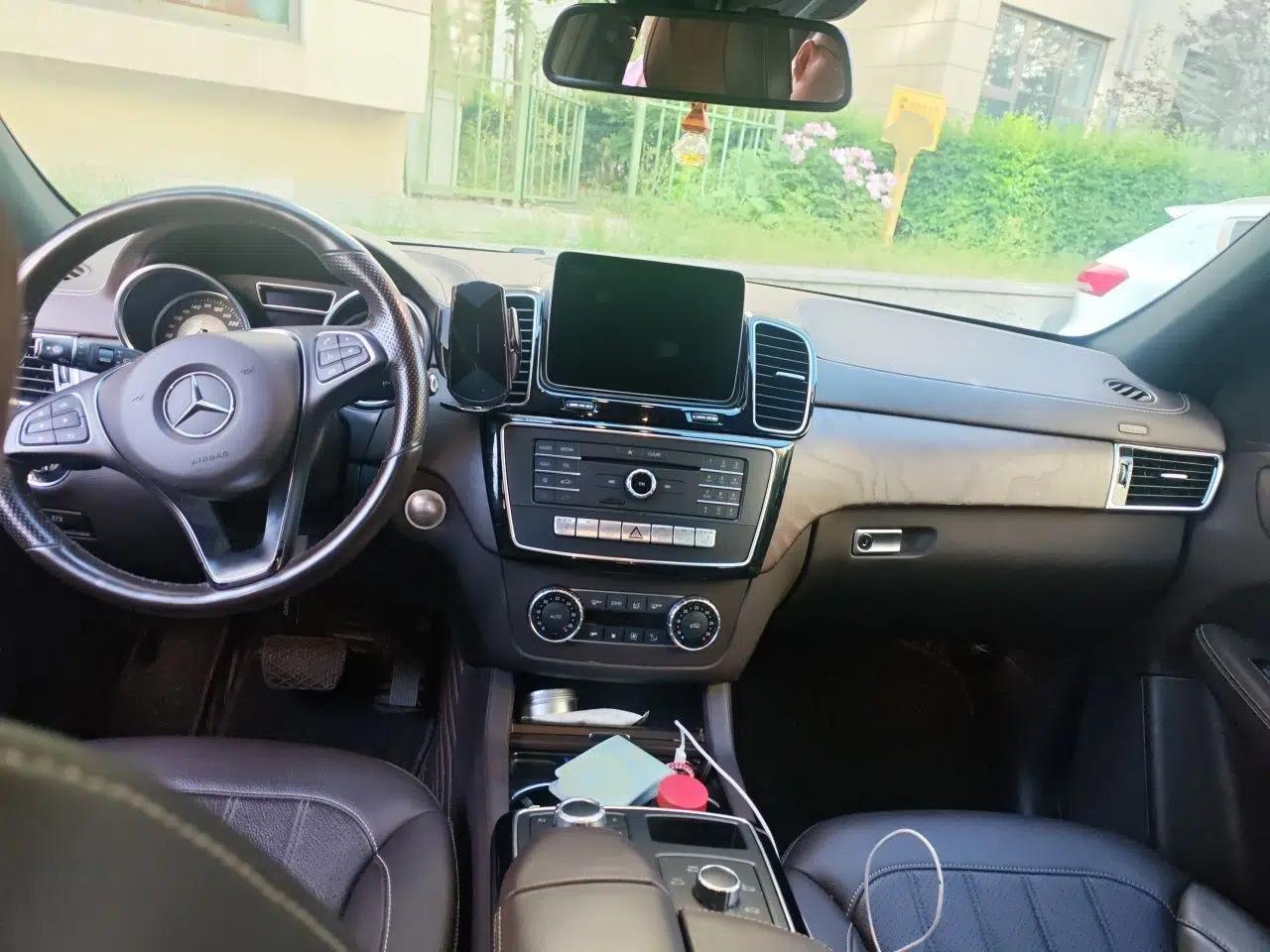 Mercedes-Benz GLE 2017 GLE 320 4MATIC Luxury Model — миниатюра 10