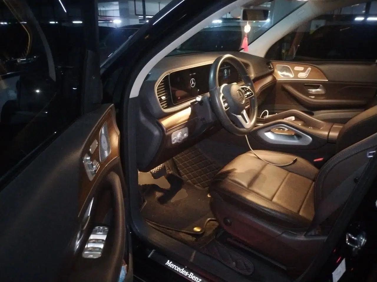 Mercedes-Benz GLE 2021 GLE 350 4MATIC Luxury Model — миниатюра 17