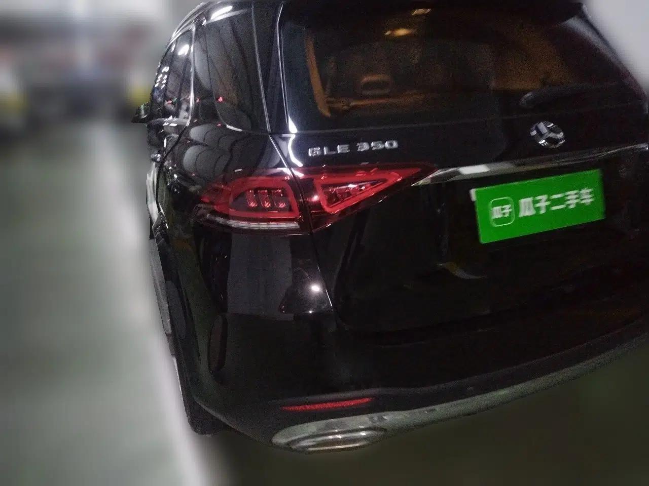 Mercedes-Benz GLE 2021 GLE 350 4MATIC Luxury Model — миниатюра 4