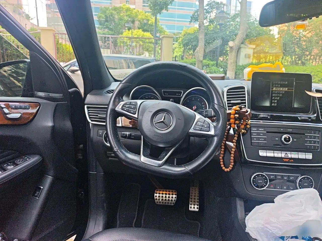 Mercedes-Benz GLE-Class  — миниатюра 11