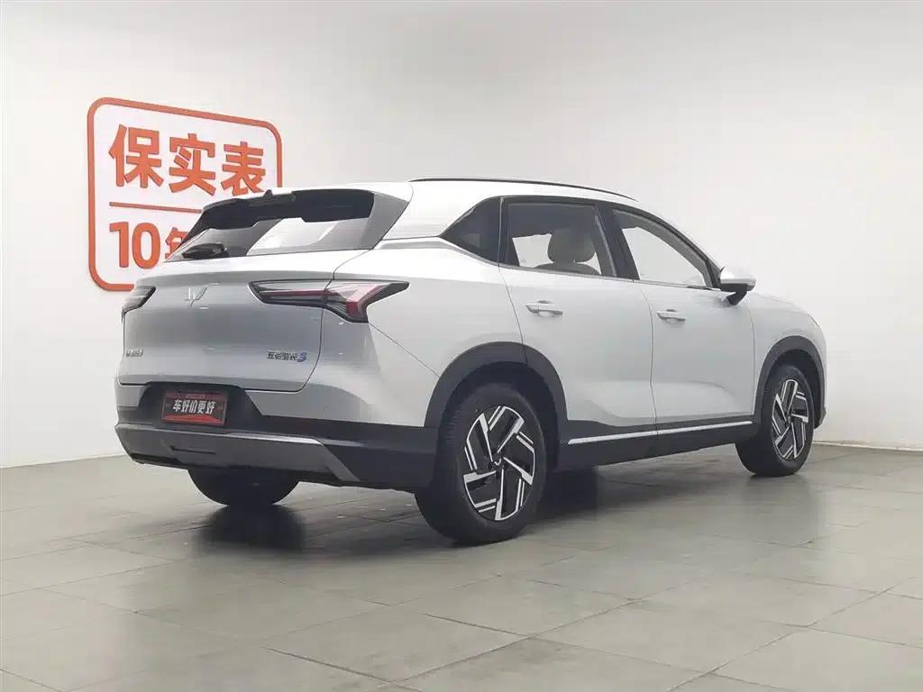 Wuling Xingguang S 2024 Model 510km Flagship Edition — миниатюра 2