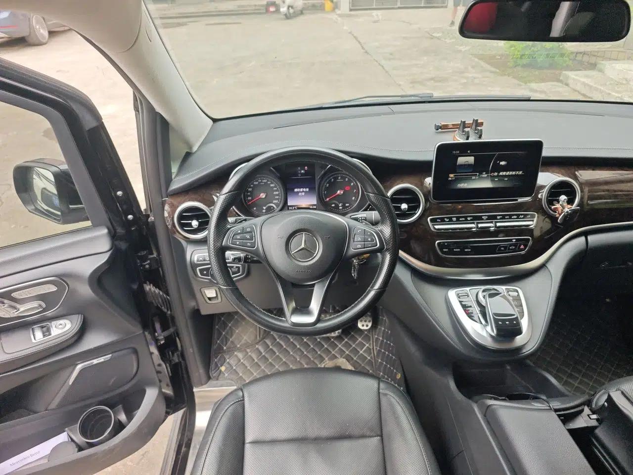 Mercedes-Benz V-Class 2018 V 260 Prestige Edition China VI — миниатюра 9