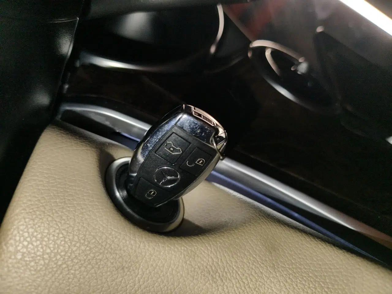 Mercedes-Benz V-Class 2018 V 260 Prestige Edition China VI — миниатюра 9