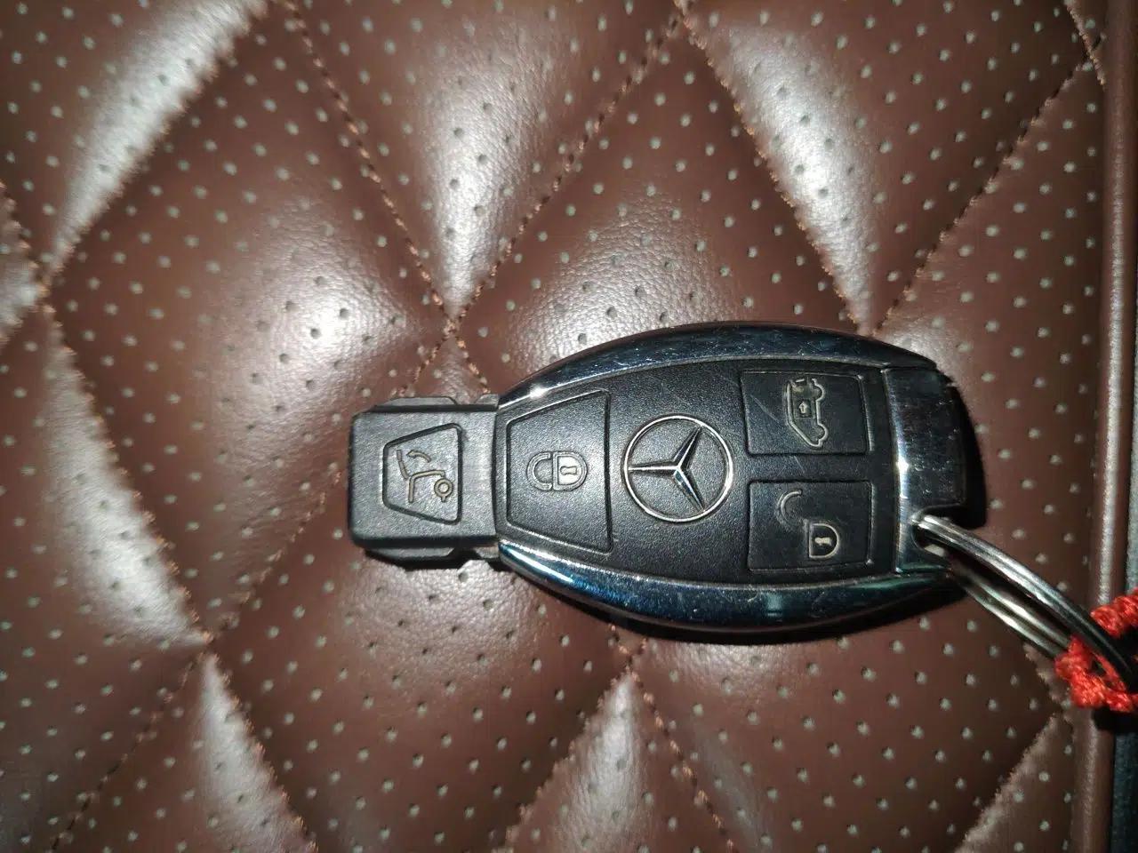 Mercedes-Benz V-Class 2018 V 260 Avantgarde Edition China VI — миниатюра 9