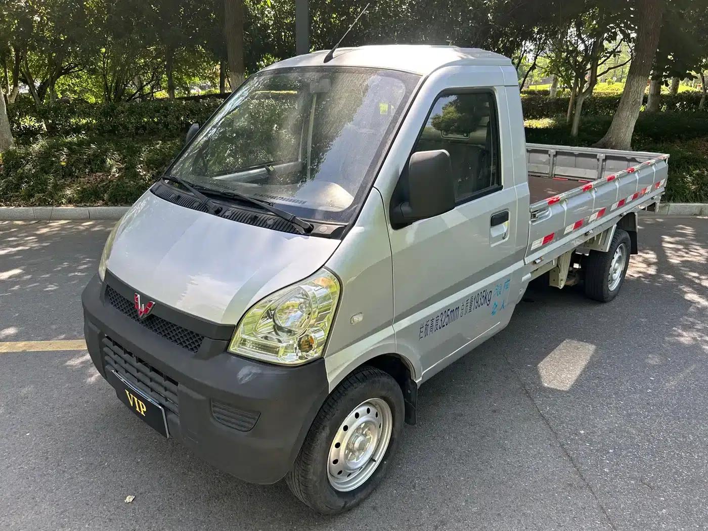 Wuling Rongguang Mini Truck 2017 1.2L Single Cab Basic Model LSI — миниатюра 1