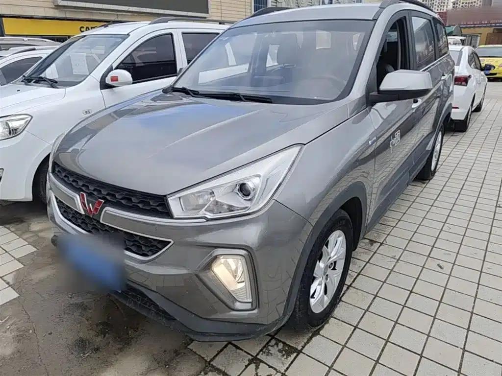 Wuling Hongguang S3 2018 1.5T Manual Comfort Model (National V Emission Standard) — миниатюра 1