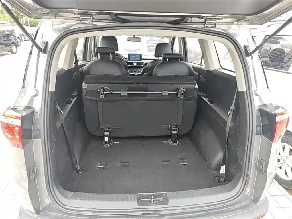 Wuling Hongguang S3 2018 1.5T Manual Comfort Model (National V Emission Standard) — миниатюра 19