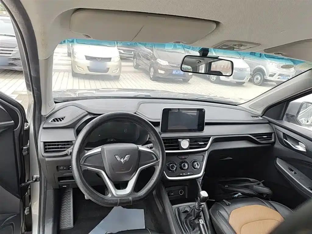 Wuling Hongguang S3 2018 1.5T Manual Comfort Model (National V Emission Standard) — миниатюра 10