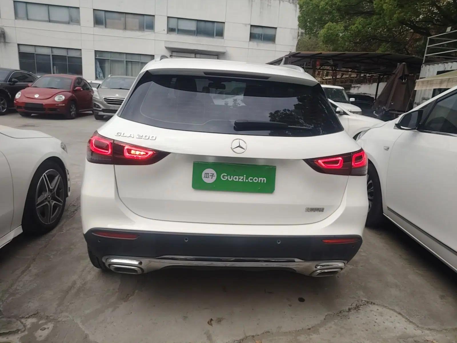 Mercedes-Benz GLA 2020 GLA 180 — миниатюра 3