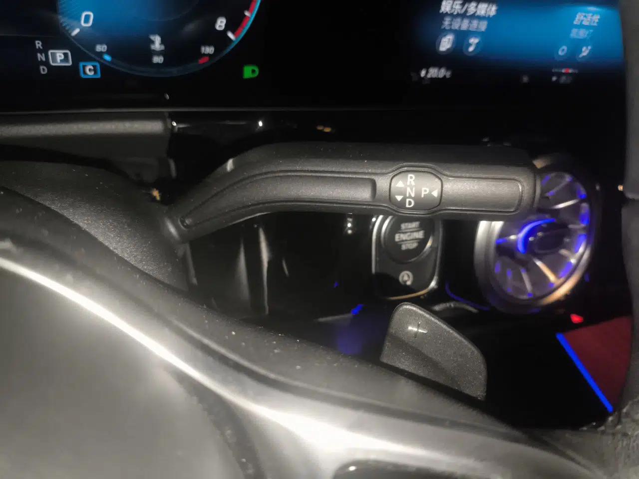 Mercedes-Benz GLA 2020 GLA 200 — миниатюра 15