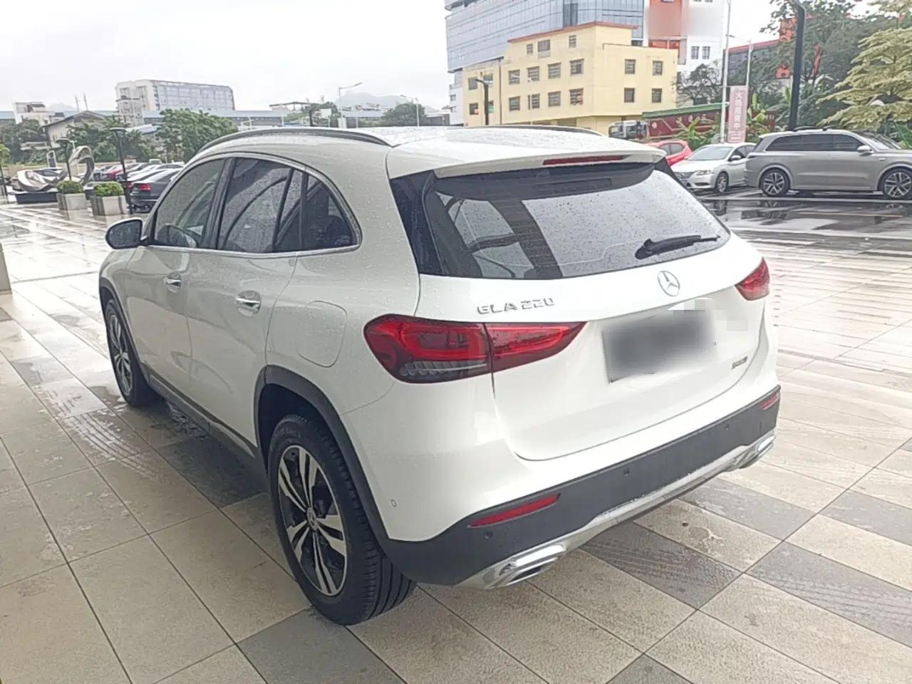 Mercedes-Benz GLA 2023 GLA 220 — миниатюра 4