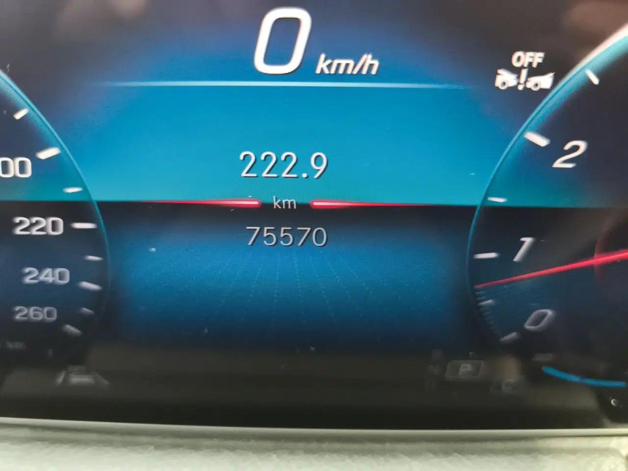 Mercedes-Benz GLA 2023 GLA 220 — миниатюра 13