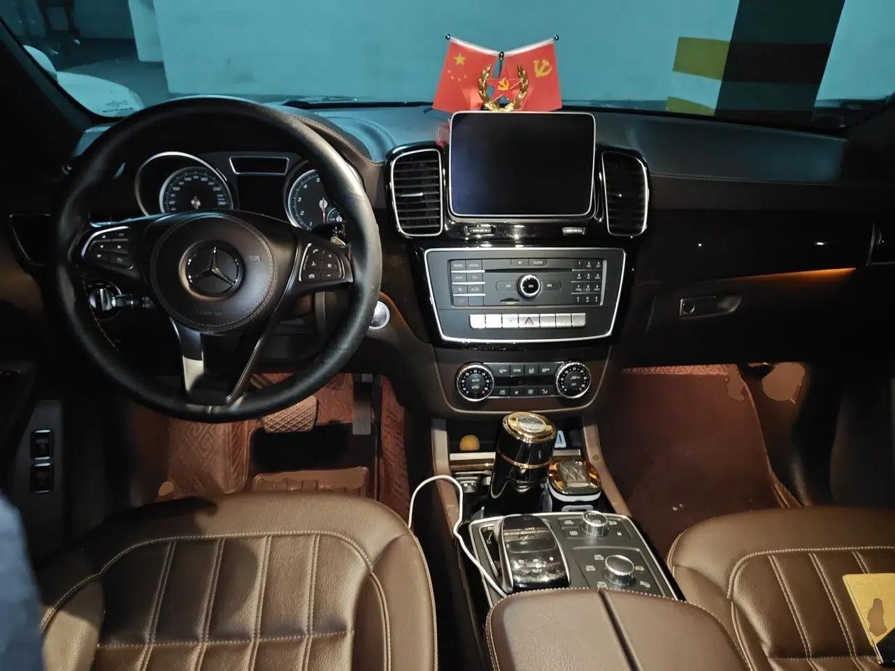 Mercedes-Benz GLS 2018 Refreshed GLS 400 4MATIC Dynamic Edition — миниатюра 10