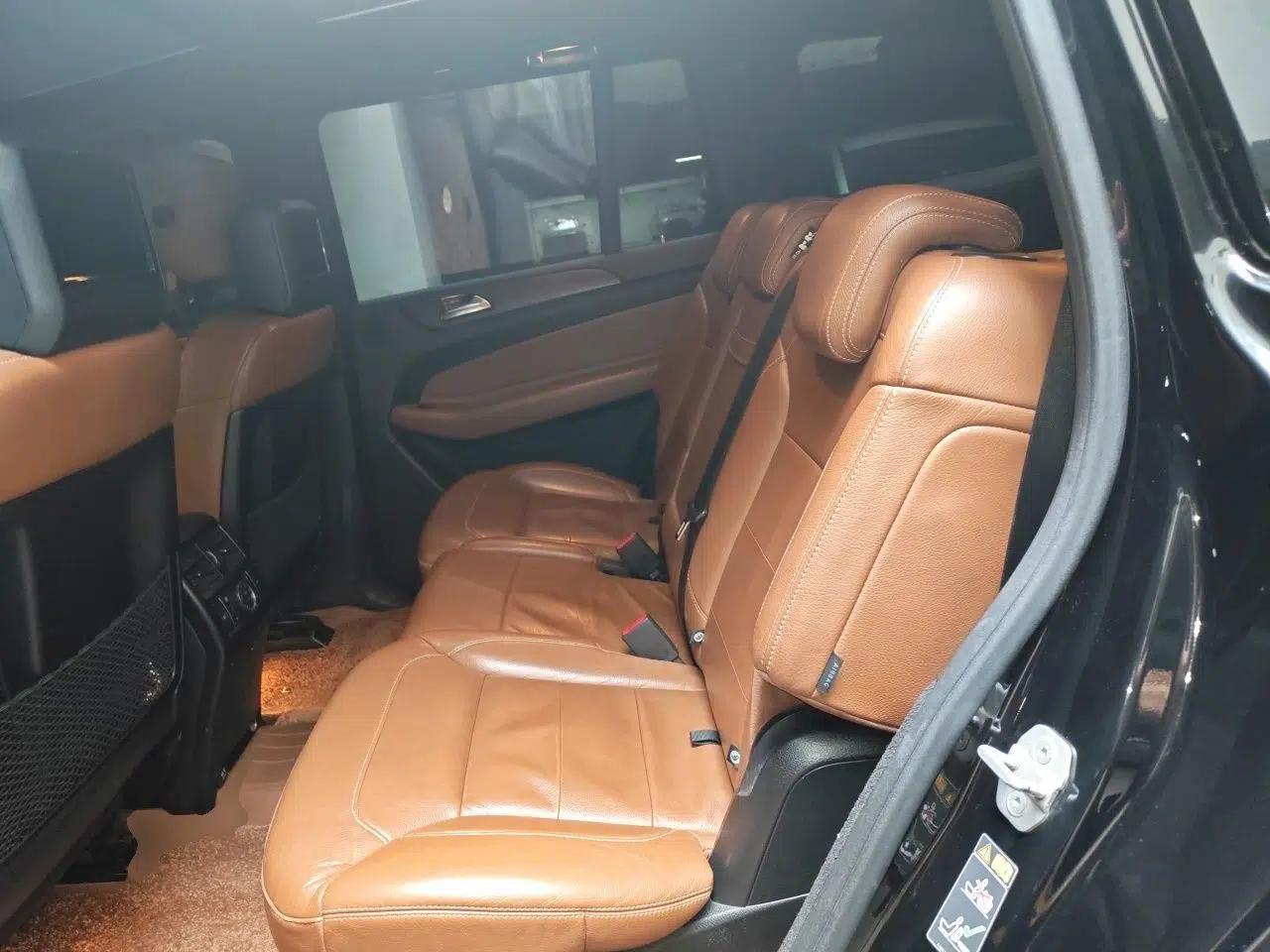 Mercedes-Benz GLS 2016 GLS 400 4MATIC Luxury Model — миниатюра 18