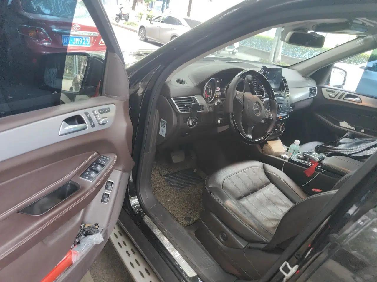 Mercedes-Benz GLS 2016 GLS 400 4MATIC Dynamic Model — миниатюра 17