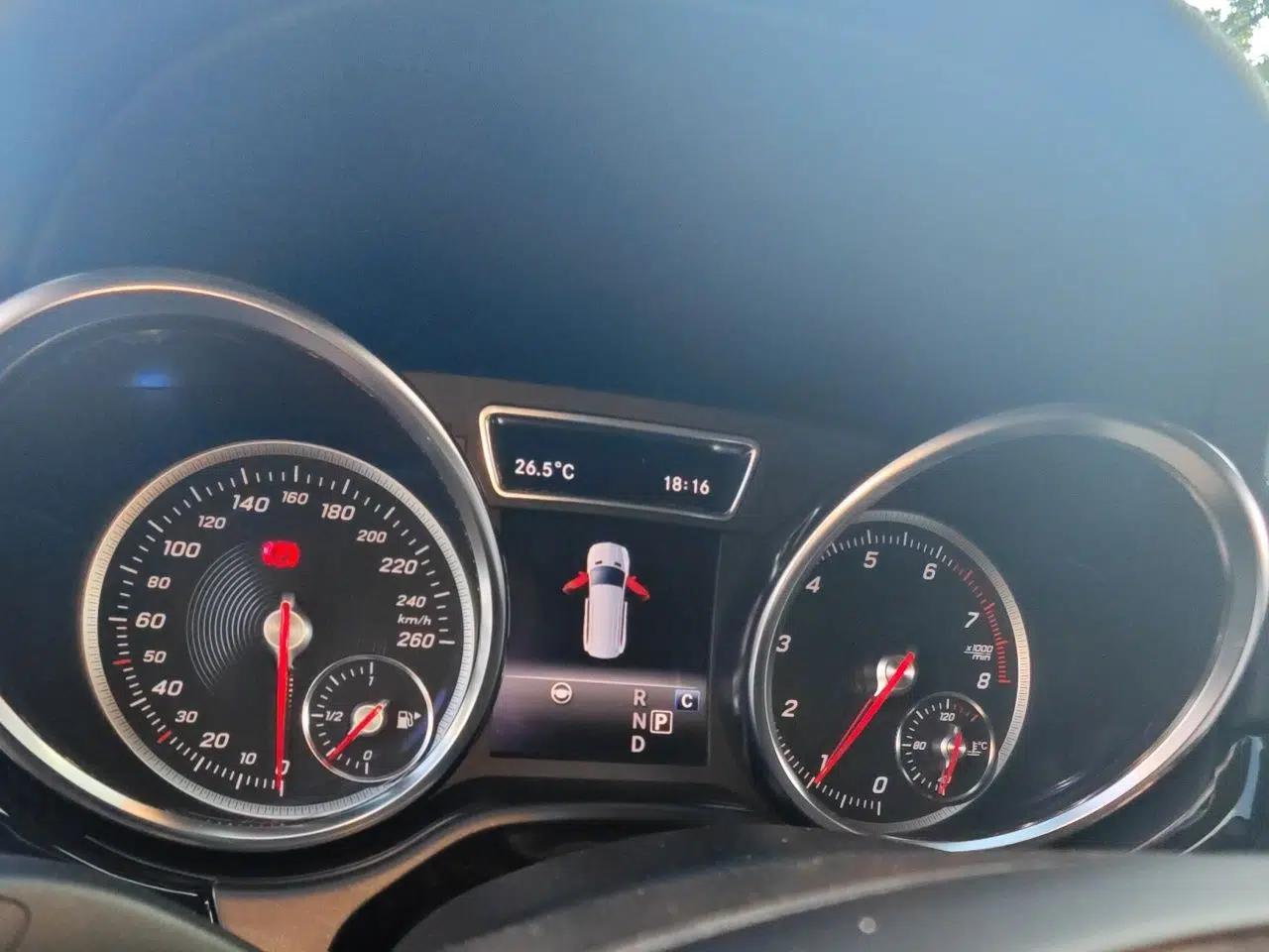 Mercedes-Benz GLS  — миниатюра 12