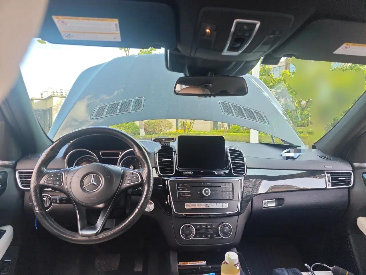 Mercedes-Benz GLS  — миниатюра 10