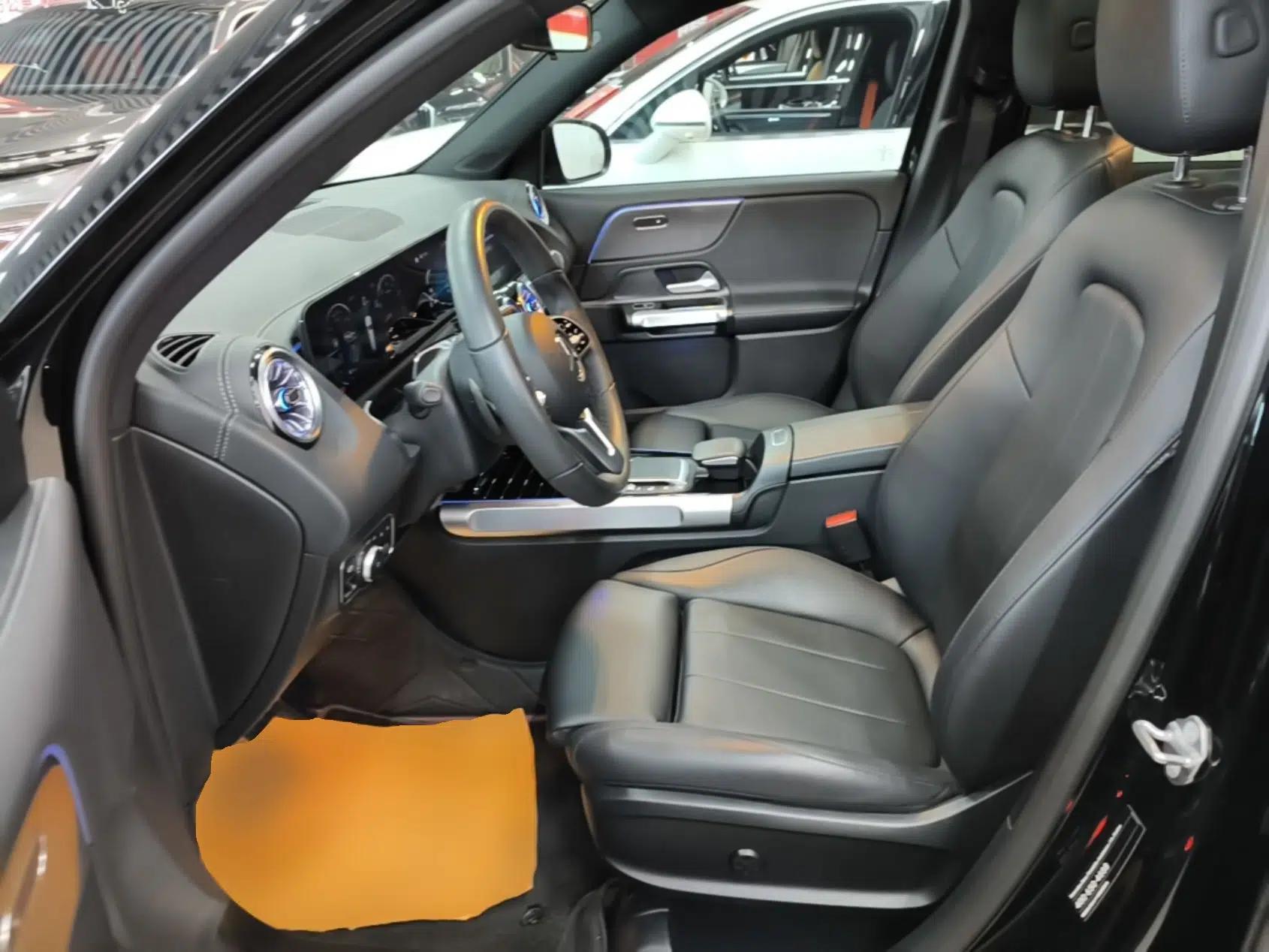 Mercedes-Benz GLB 2022 Refreshed GLB 200 4MATIC — миниатюра 17